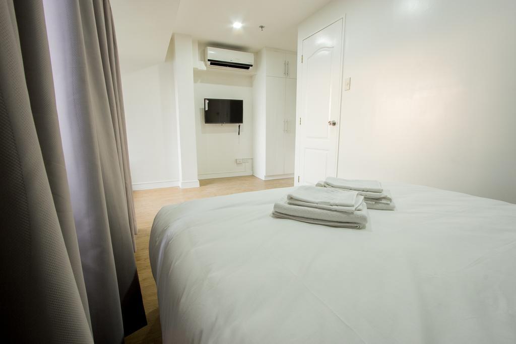 Oasis Regency @ Fort Victoria Bgc Taguig Eksteriør billede