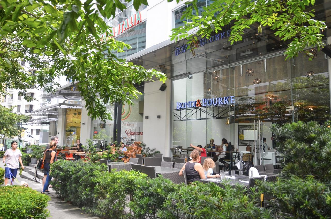 Oasis Regency @ Fort Victoria Bgc Taguig Eksteriør billede