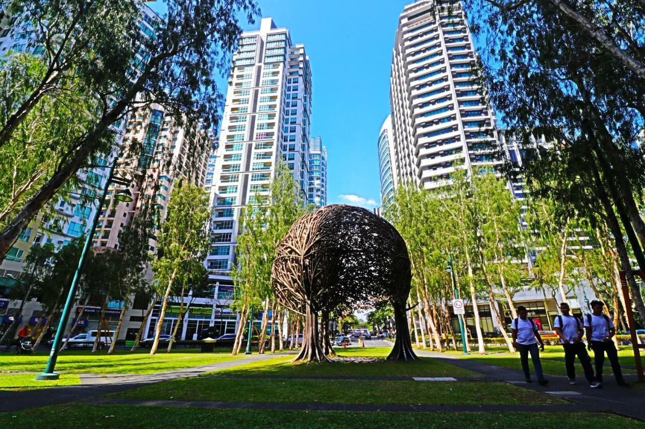 Oasis Regency @ Fort Victoria Bgc Taguig Eksteriør billede