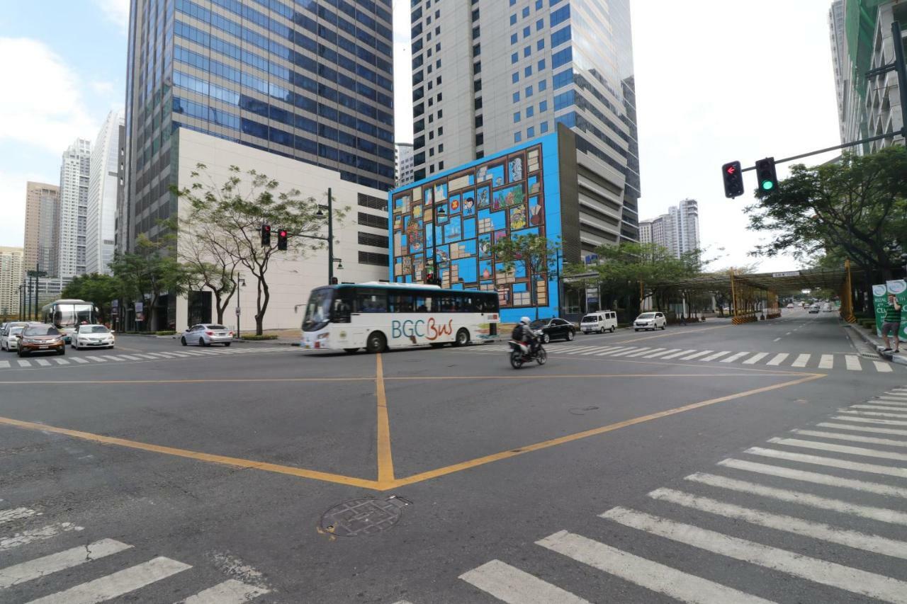 Oasis Regency @ Fort Victoria Bgc Taguig Eksteriør billede